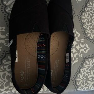 TOMS Women's Black Canvas Flats